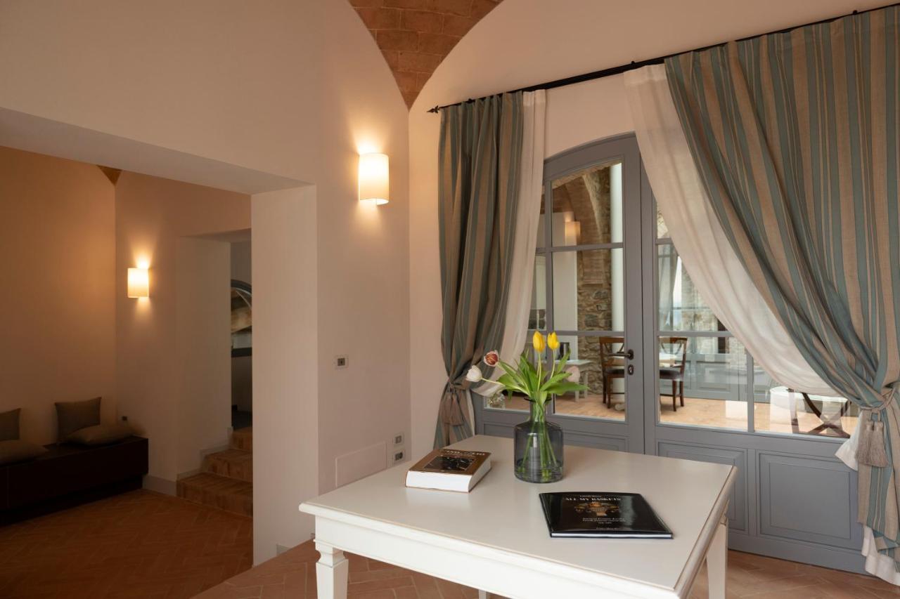 Tenuta Castelgiocondo มอนตาลชิโน ภายนอก รูปภาพ